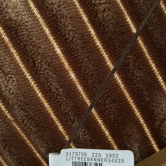 Pottery Barn Lit Tree π² Canvas Hanging Banner 34β x 39β BNIB SO NEAT! - Picture 9 of 9